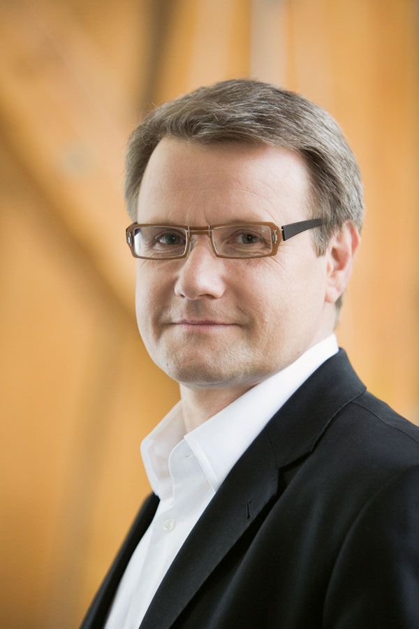 CEO Dr Jochen Hahne
